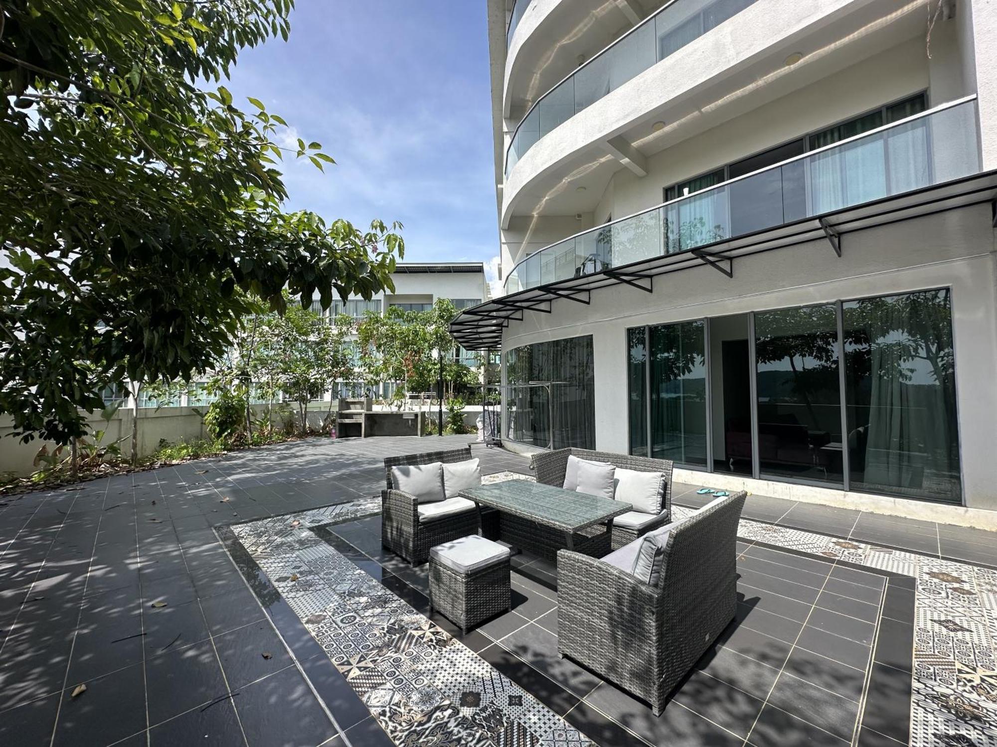 The Loft Residences Homestay @ Block C Imago Mall Kk Central 코타키나발루 외부 사진